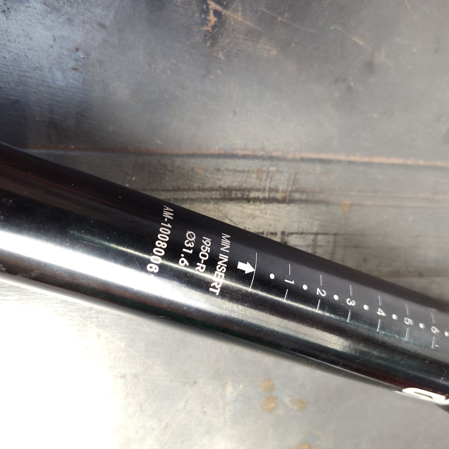 Kind Shock KS Supernatural I-950-R 125mm Travel Dropper Post Outer Tube
