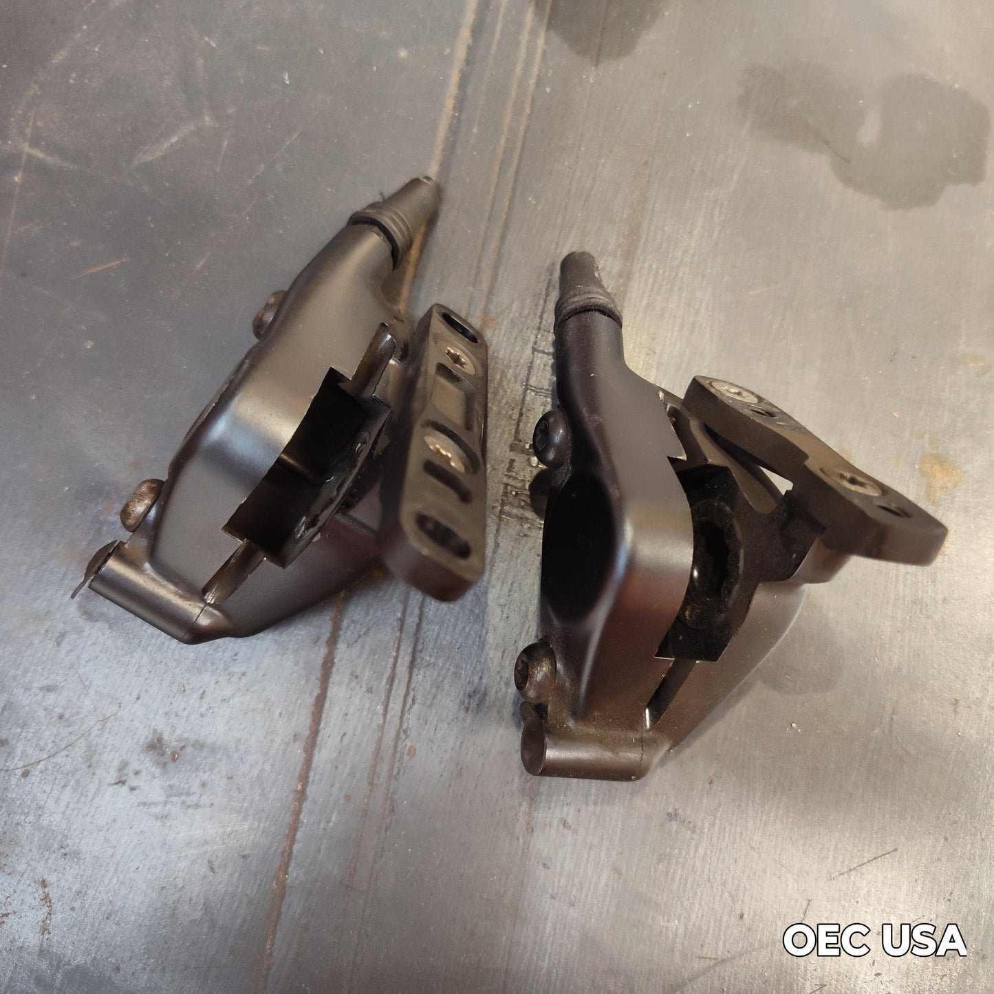 Sram Force D1 AXS Hydraulic Flat Mount Brake Calipers