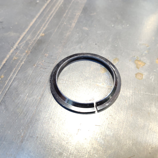 Tapered Fork Crown Race 1-1/2" / Used