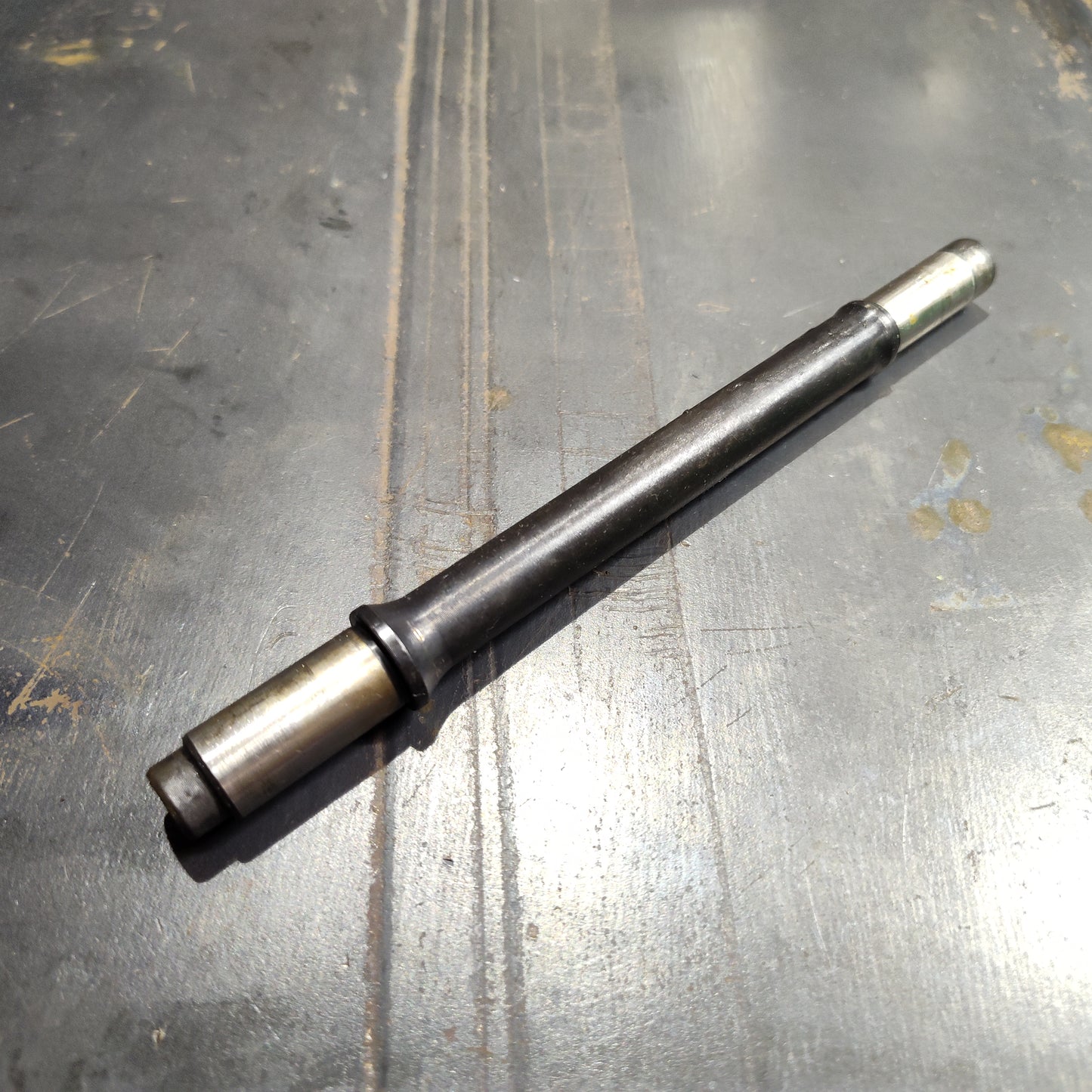 Specialized HiLo Disc 9 x135 Rear Hub Axle