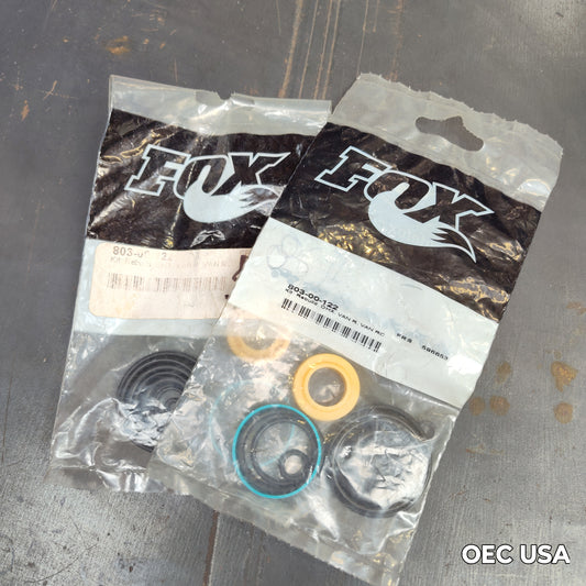 Fox Suspension Rear Shock Rebuild Kit (DHX Vanilla R & Vanilla RC) / 803-00-122